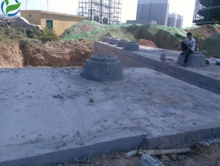 點擊查看詳細信息<br>標(biāo)題：玻璃鋼地埋式一體化污水處理設(shè)備  閱讀次數(shù)：1763